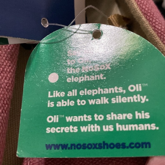 NWT NO SOX WO SIZE 8 SLIP ON LOAFER AEGIS MICROBE SHIELD  LIGHT RED  NEW - Picture 6 of 15